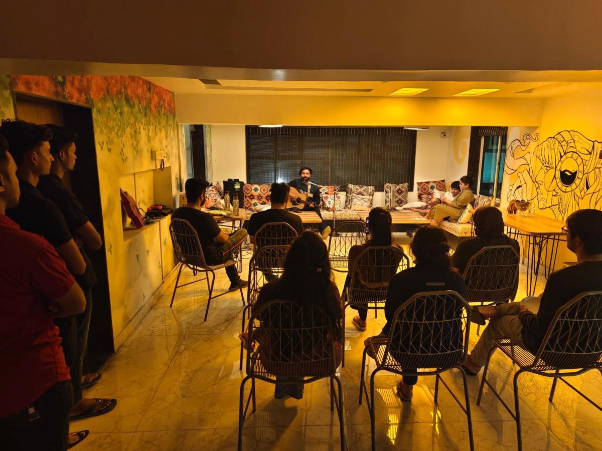 Coliwo Un - Viman Nagar Hostel Pune Bagian luar foto