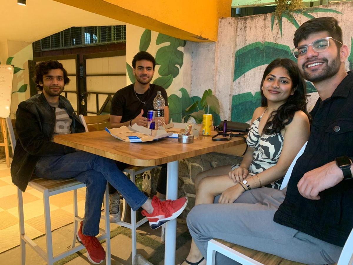 Coliwo Un - Viman Nagar Hostel Pune Bagian luar foto